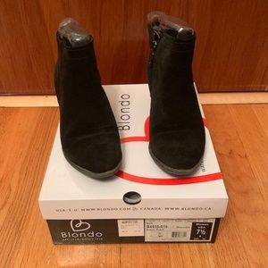 Blondo Valli Boots: Black Waterproof Suede